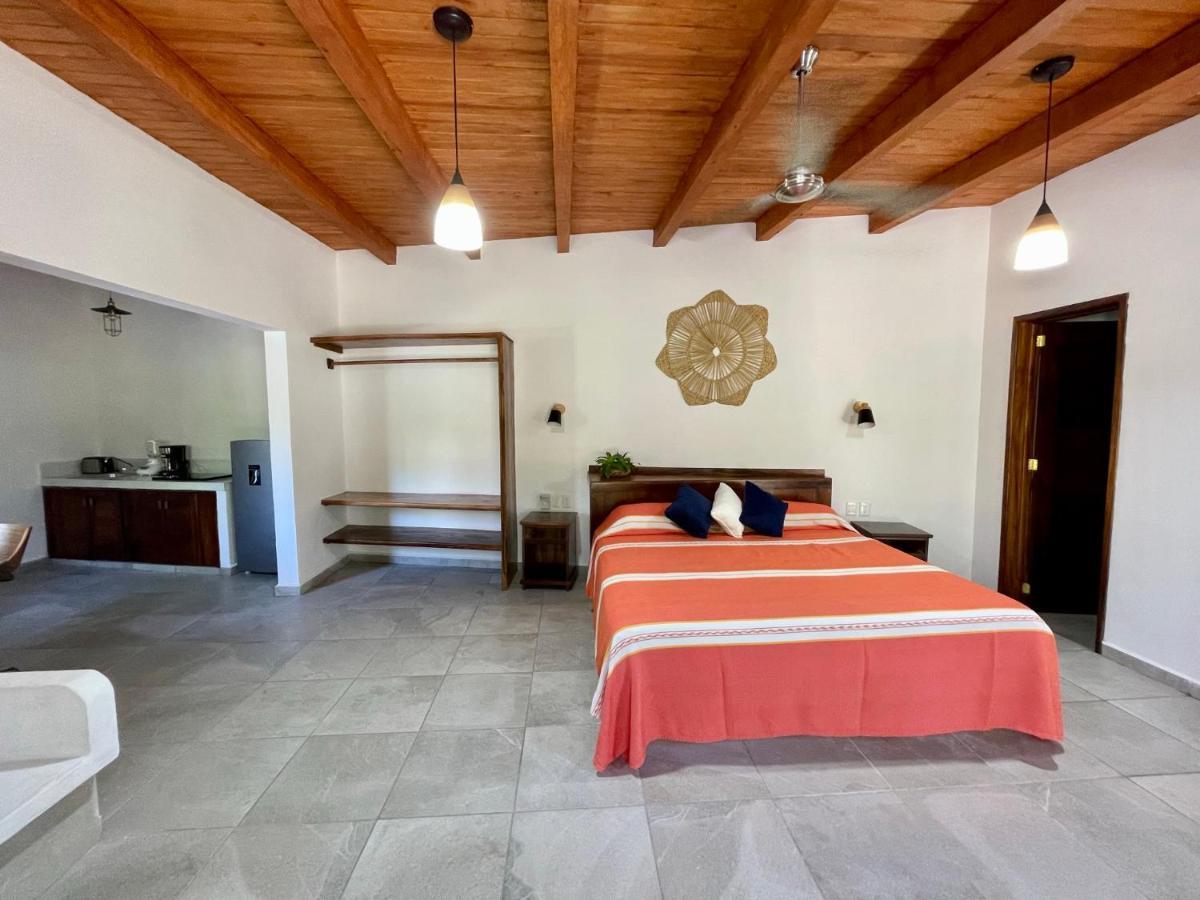 Solez Zihuatanejo Aparthotel Exterior photo