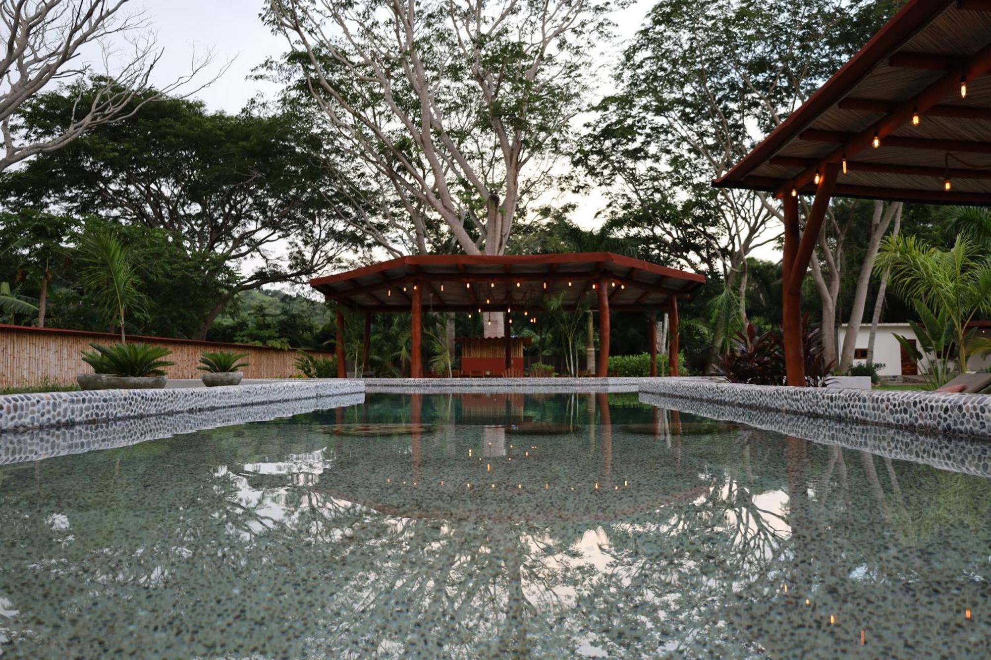 Solez Zihuatanejo Aparthotel Exterior photo